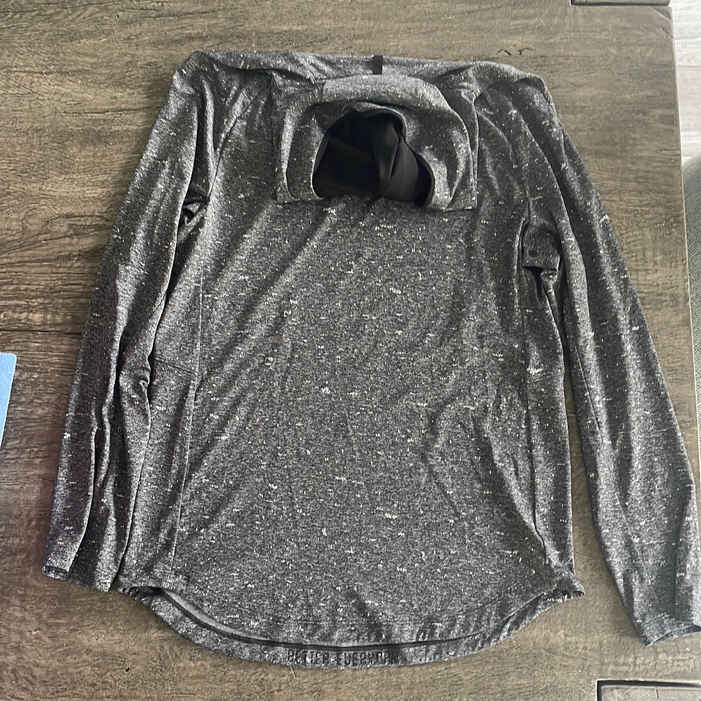 Men’s Lululemon lab lightweight hoodie